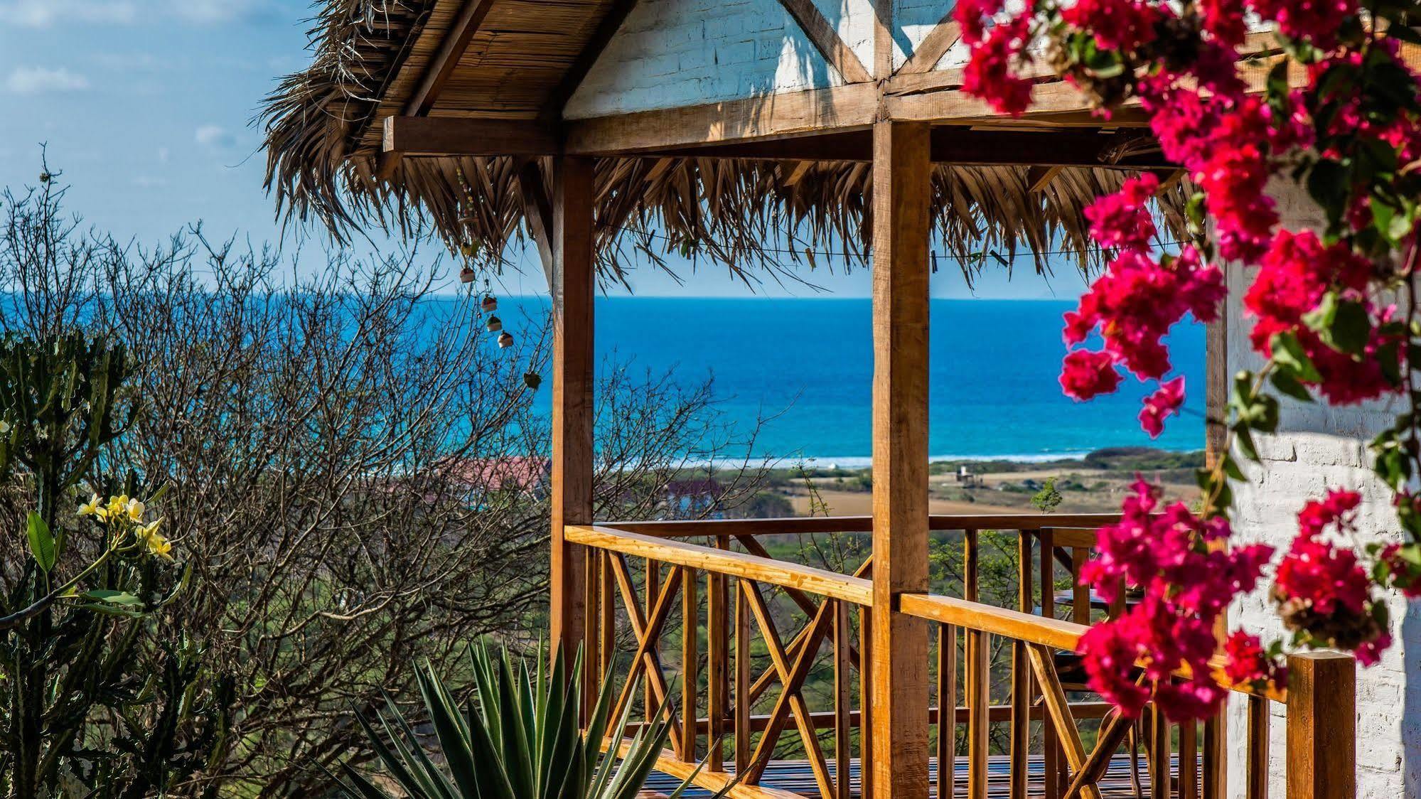 Hosteria La Terraza Puerto López Esterno foto